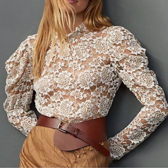 Anthropologie Tops - ANTHROPOLOGIE DOLAN Puff Sleeve Lace TOP Size XL‎ Stretchy